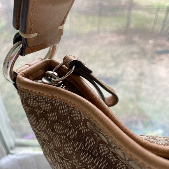 Coach EUC Signature Soho Small Hobo Shoulder Bag - Picture 8 of 16